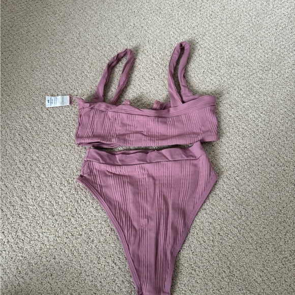 L space bikini set - Picture 2 of 3